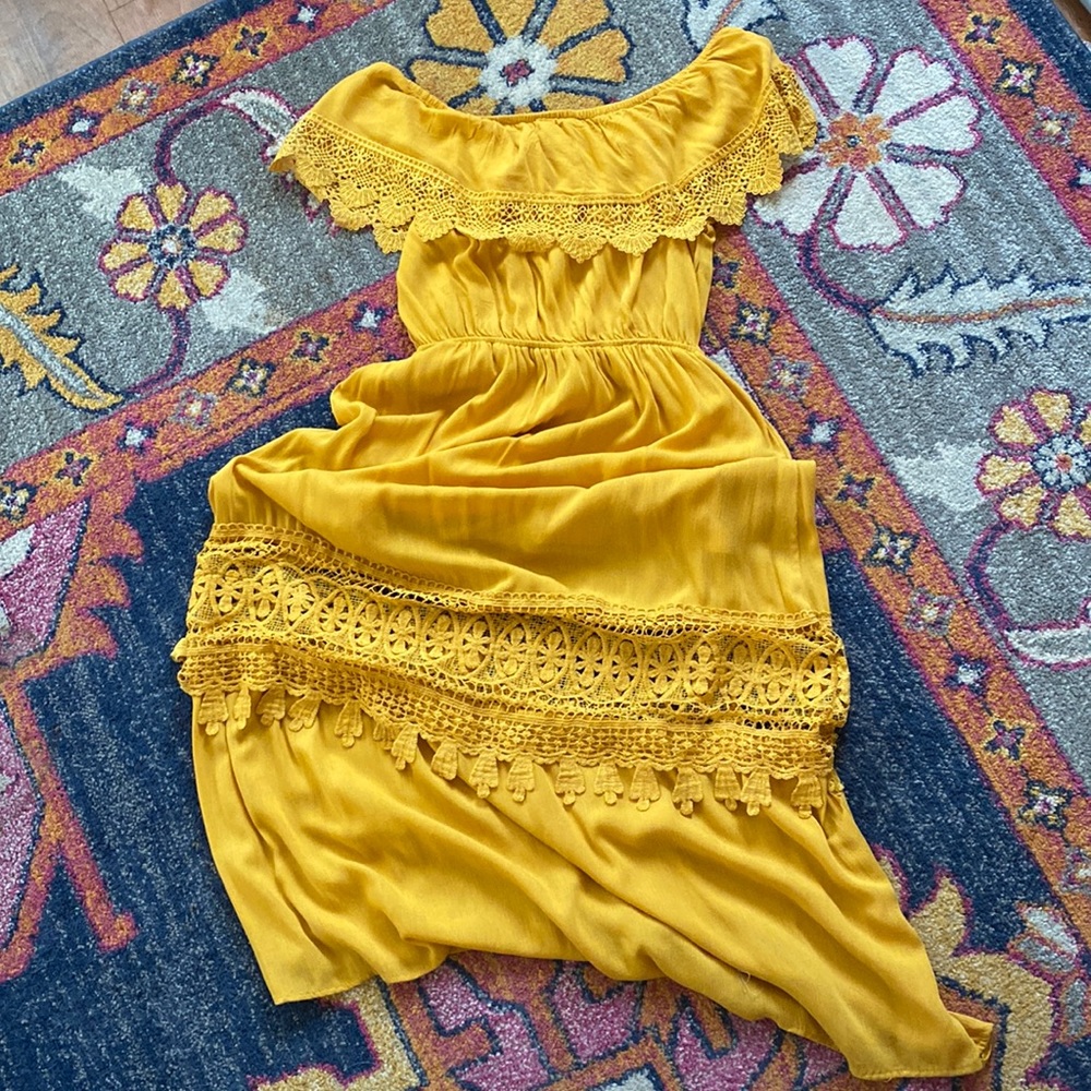🌻🌻 Yellow Dress🌻🌻